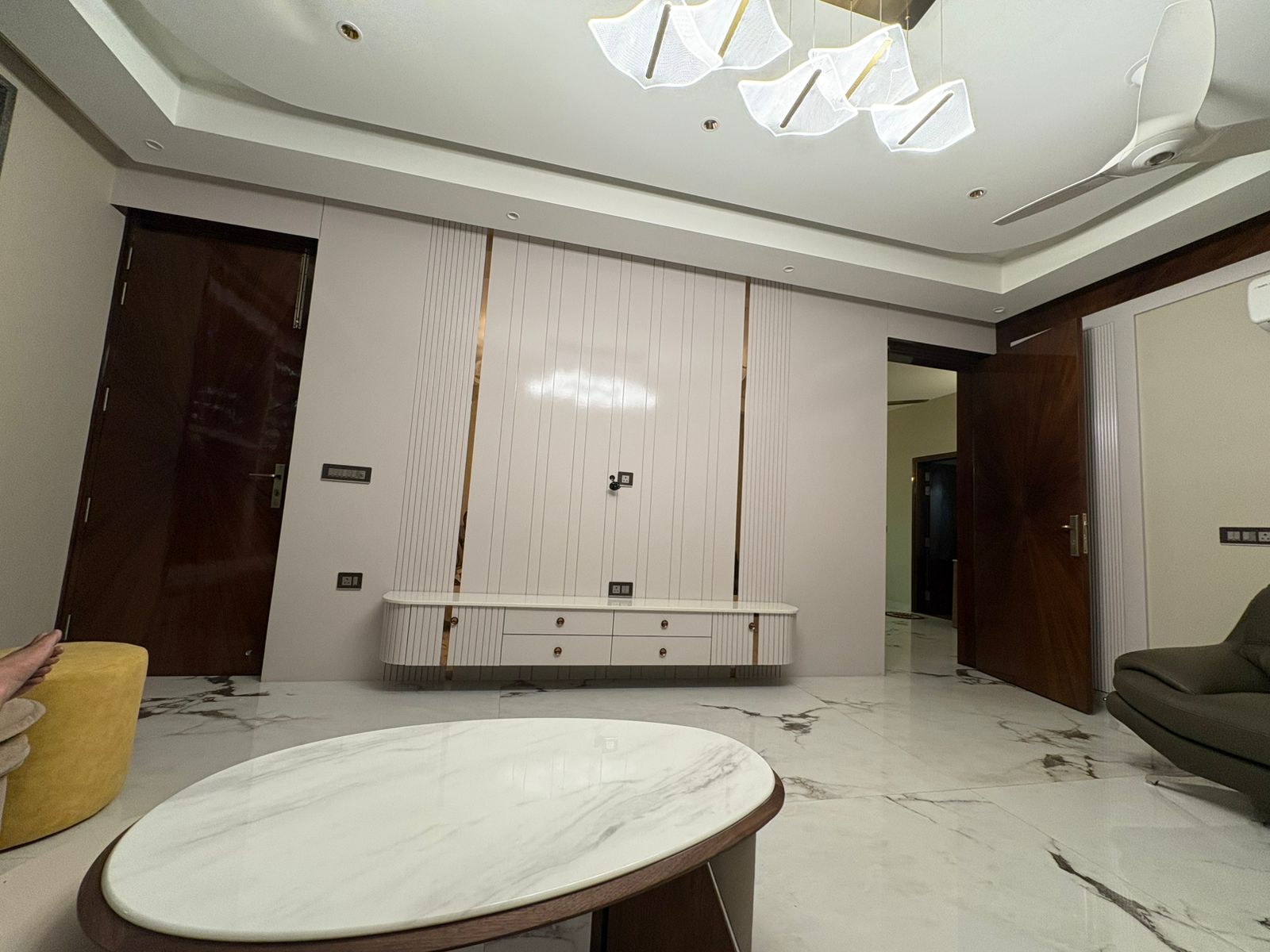 Global Green Interior Design Company Logo - Sustainable Design Experts